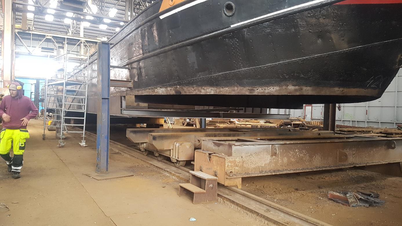 Build: hull support in hall