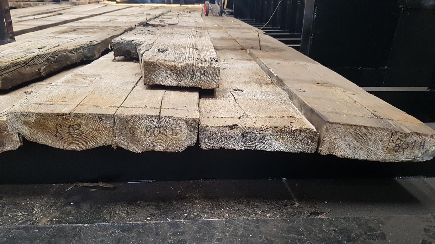 Build: deck reconstruction detail