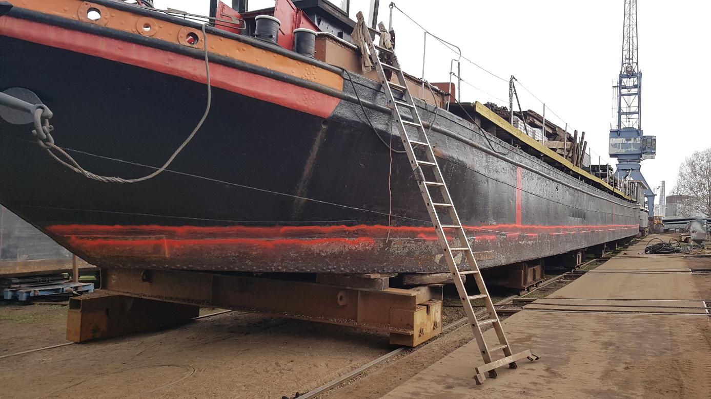 Build: hull lifted from the water